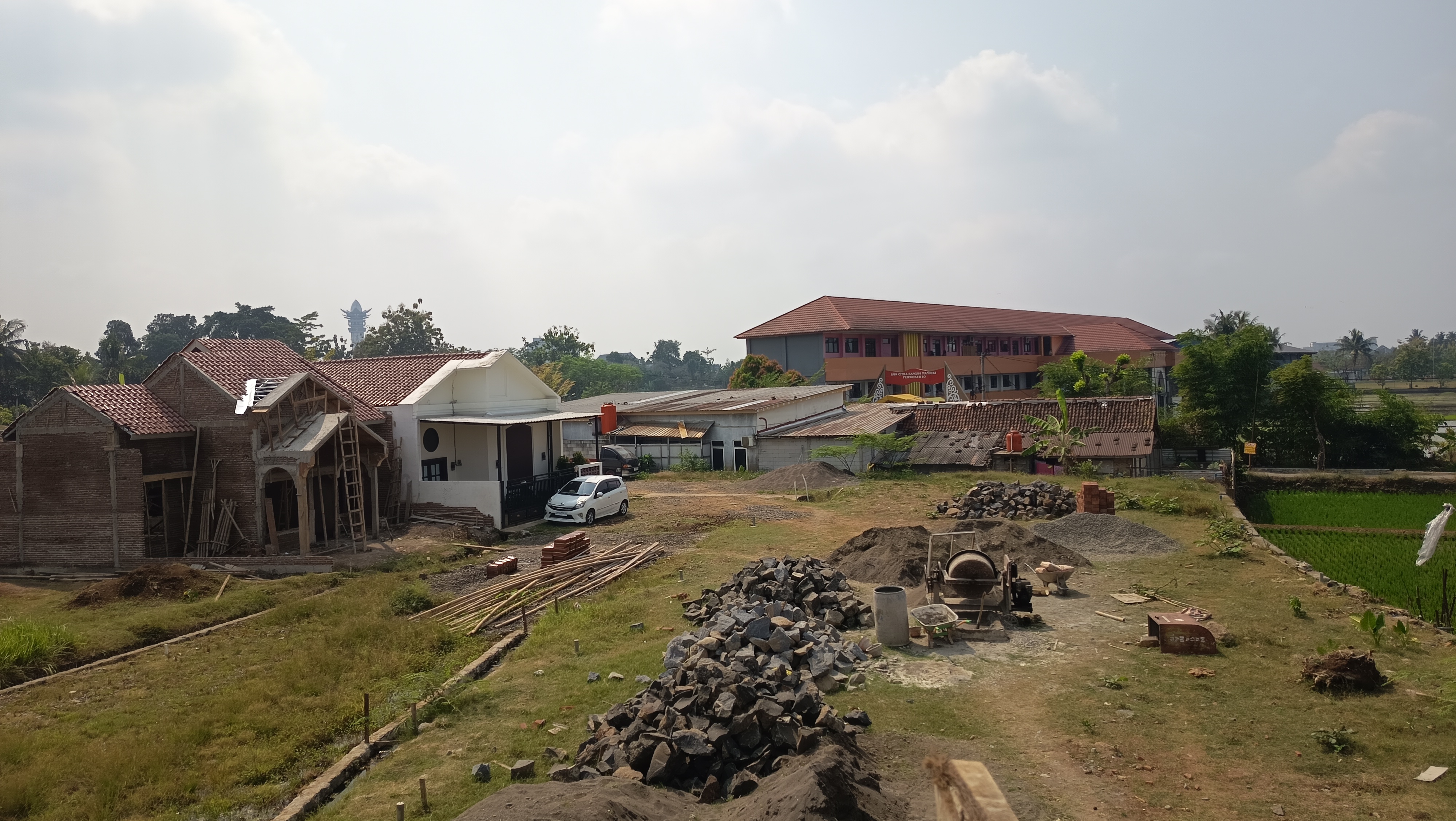 foto progres pembangunan cluster syariah Purwokerto